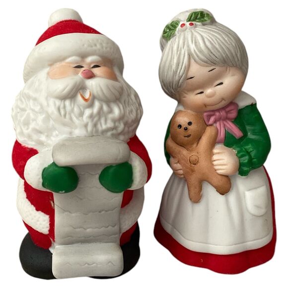 Jasco Winter Wonderland Santa & Mrs Claus Christmas Bell Figurines Set 4.5" - Picture 2 of 10